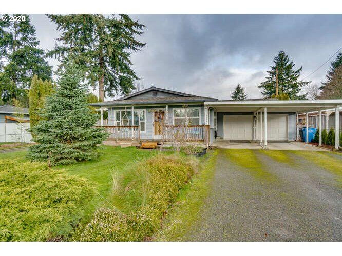 Property Photo:  8206 NE 6th St  WA 98664 