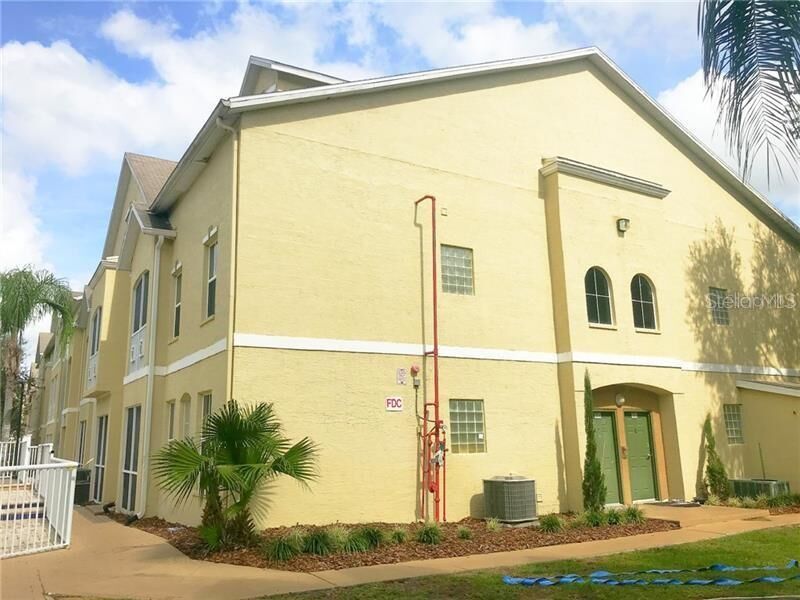 Property Photo: 5014 Sunridge Palms Drive 5014 FL 33617
