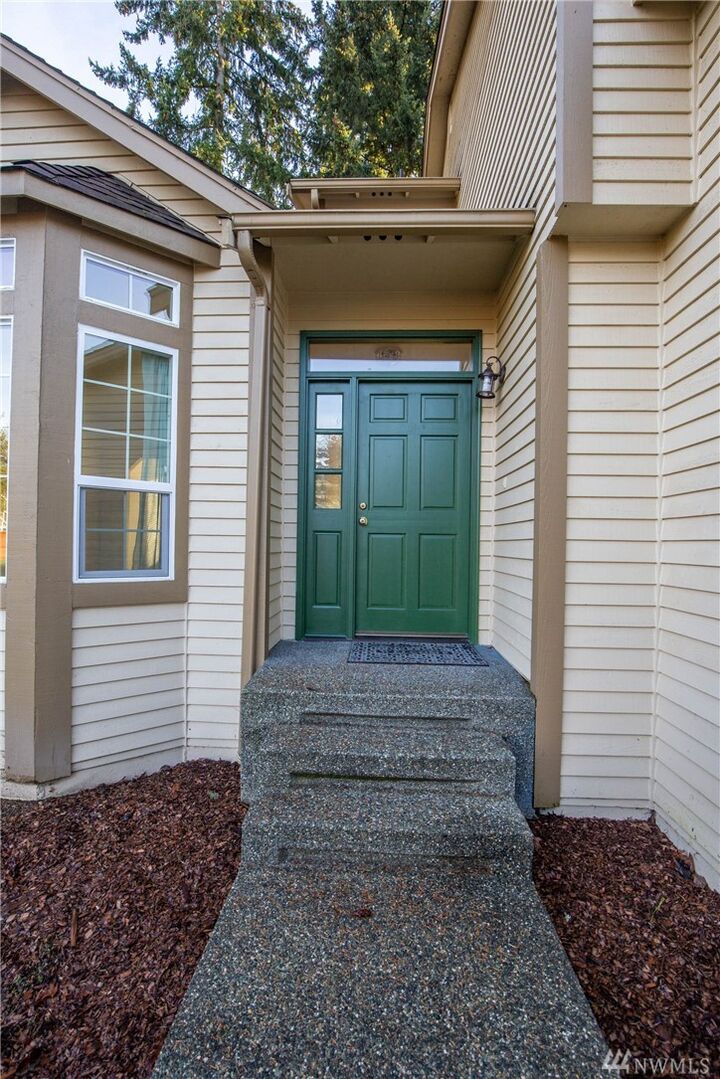 Property Photo:  19011 SE 271st St  WA 98042 