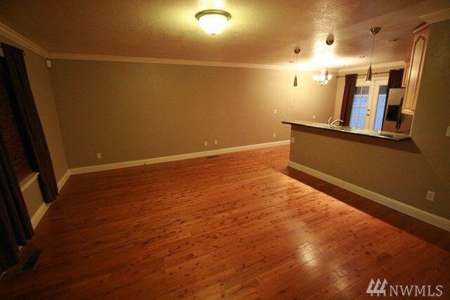 Property Photo:  55 N Touchet St  WA 99362 