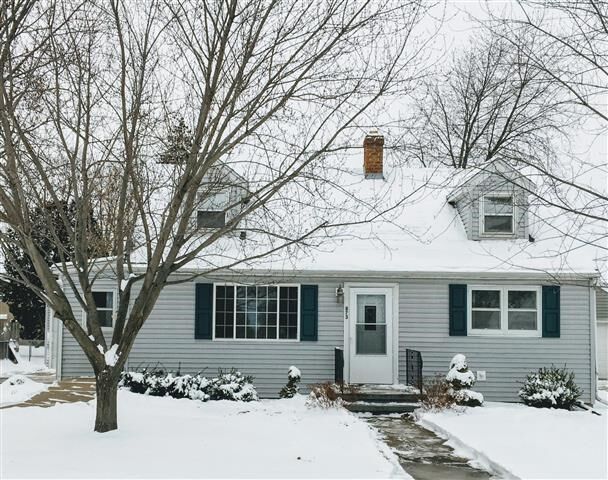 Property Photo:  873 Reddin Avenue  WI 54956-3185 