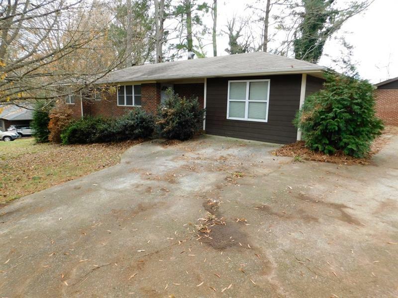 Property Photo:  420 Walker Street  GA 30180 