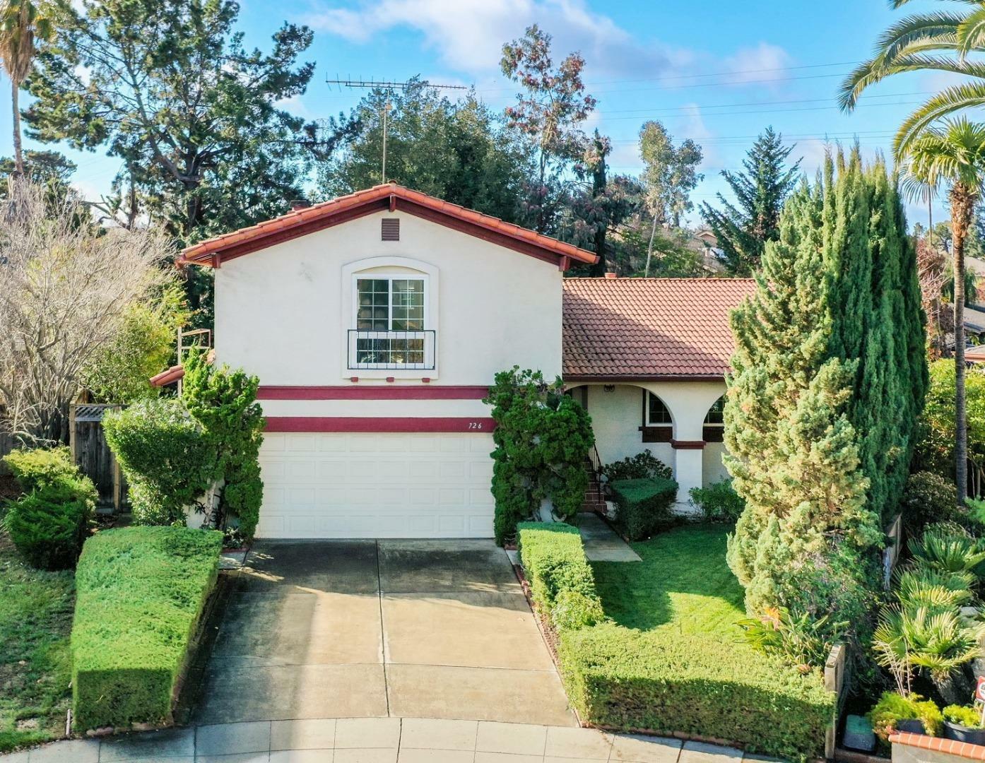 Property Photo: 726 Calico Court CA 94086