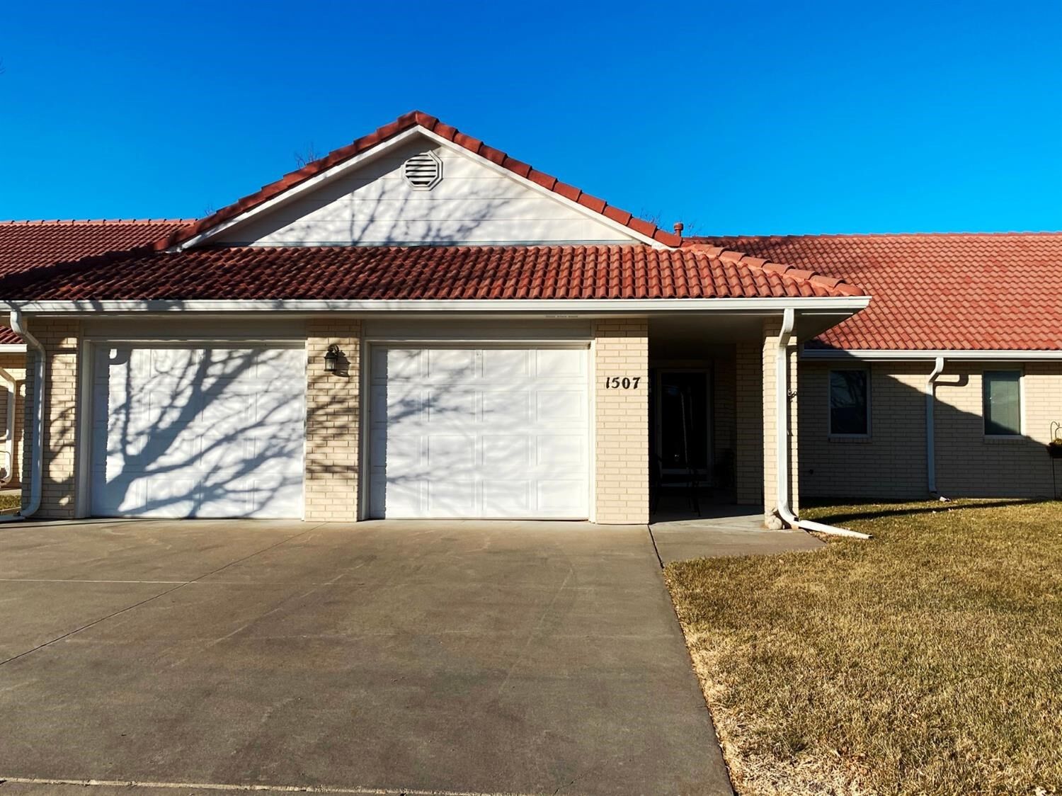 Property Photo: 1507 Mac St Street KS 67846
