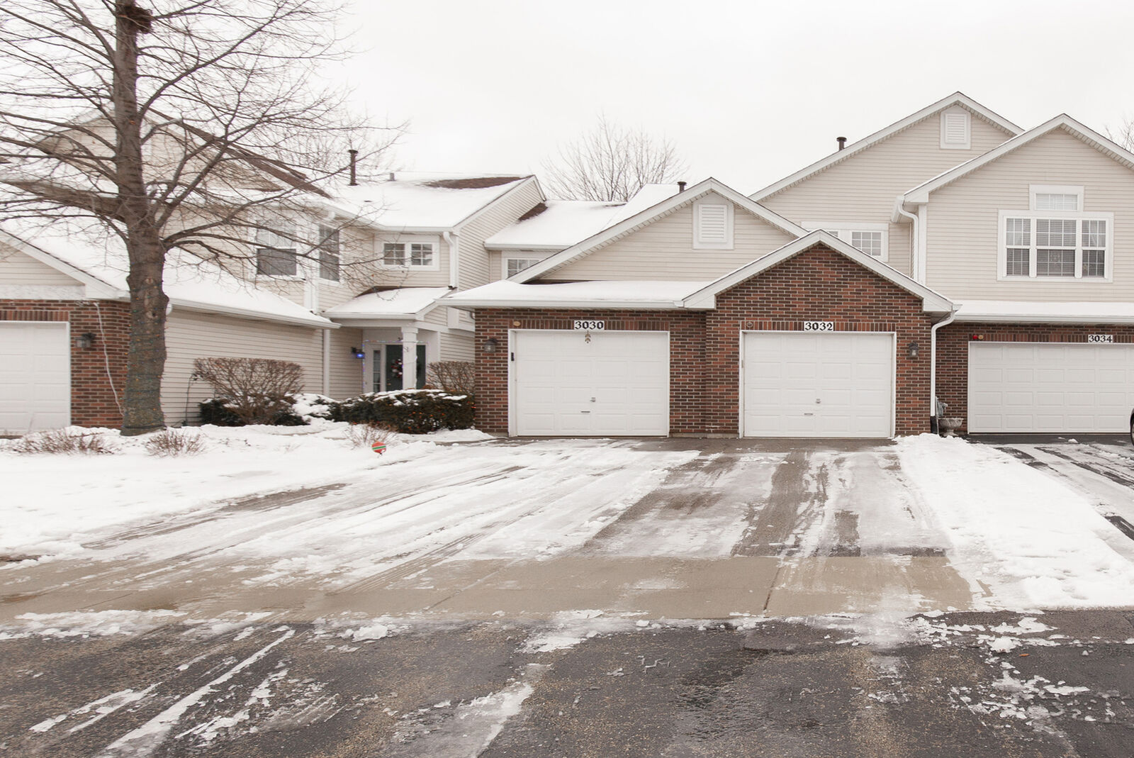 Property Photo:  3032 Kentshire Circle  IL 60564 