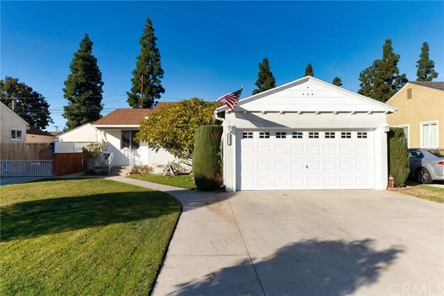 Property Photo: 4313 Ladoga Avenue CA 90713