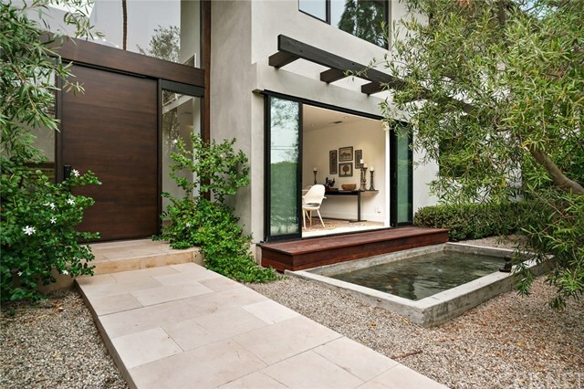 Property Photo: 11920 Briarvale Lane CA 91604