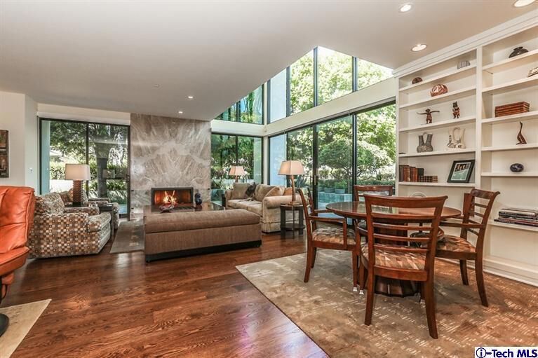 Property Photo:  300 S Orange Grove Boulevard 1  CA 91105 