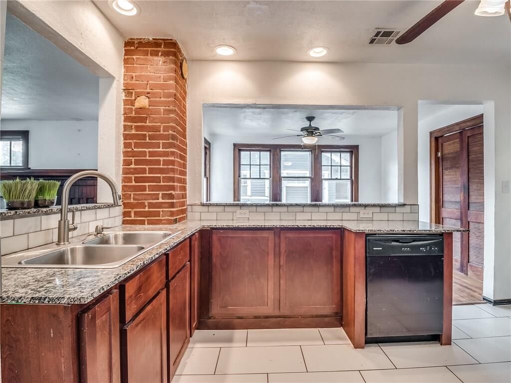 Property Photo: 433 NW 29th Street OK 73103