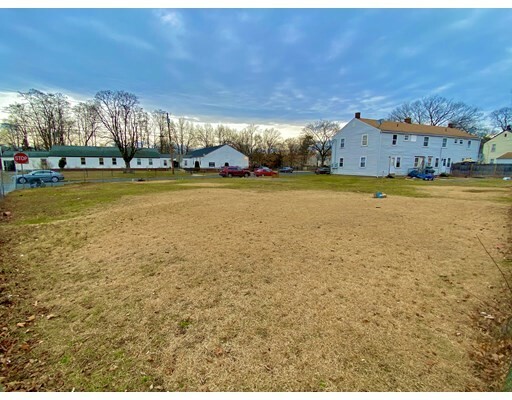 Property Photo: 123 Putnam Circle MA 01104