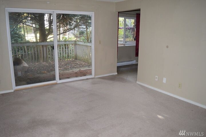Property Photo:  17211 NE 45th St 79  WA 98052 