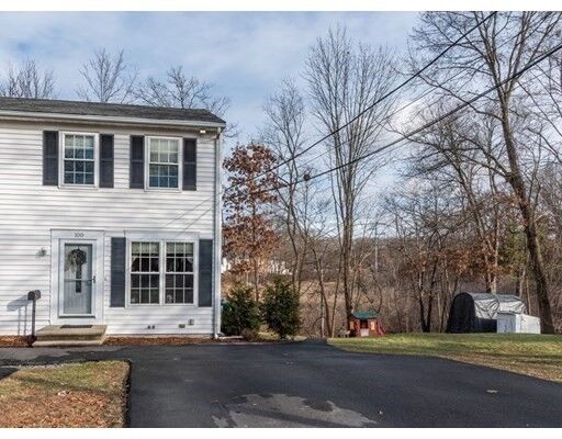 Property Photo:  100 Felton St 3  MA 01852 