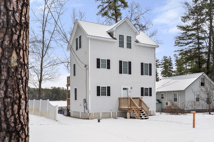 Property Photo:  172 Gardners Grove Road  NH 03220 