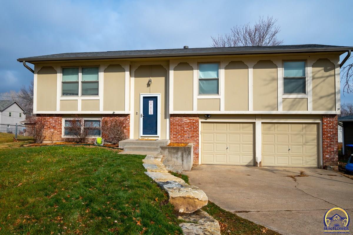 Property Photo: 6540 SW 26th Ct KS 66614
