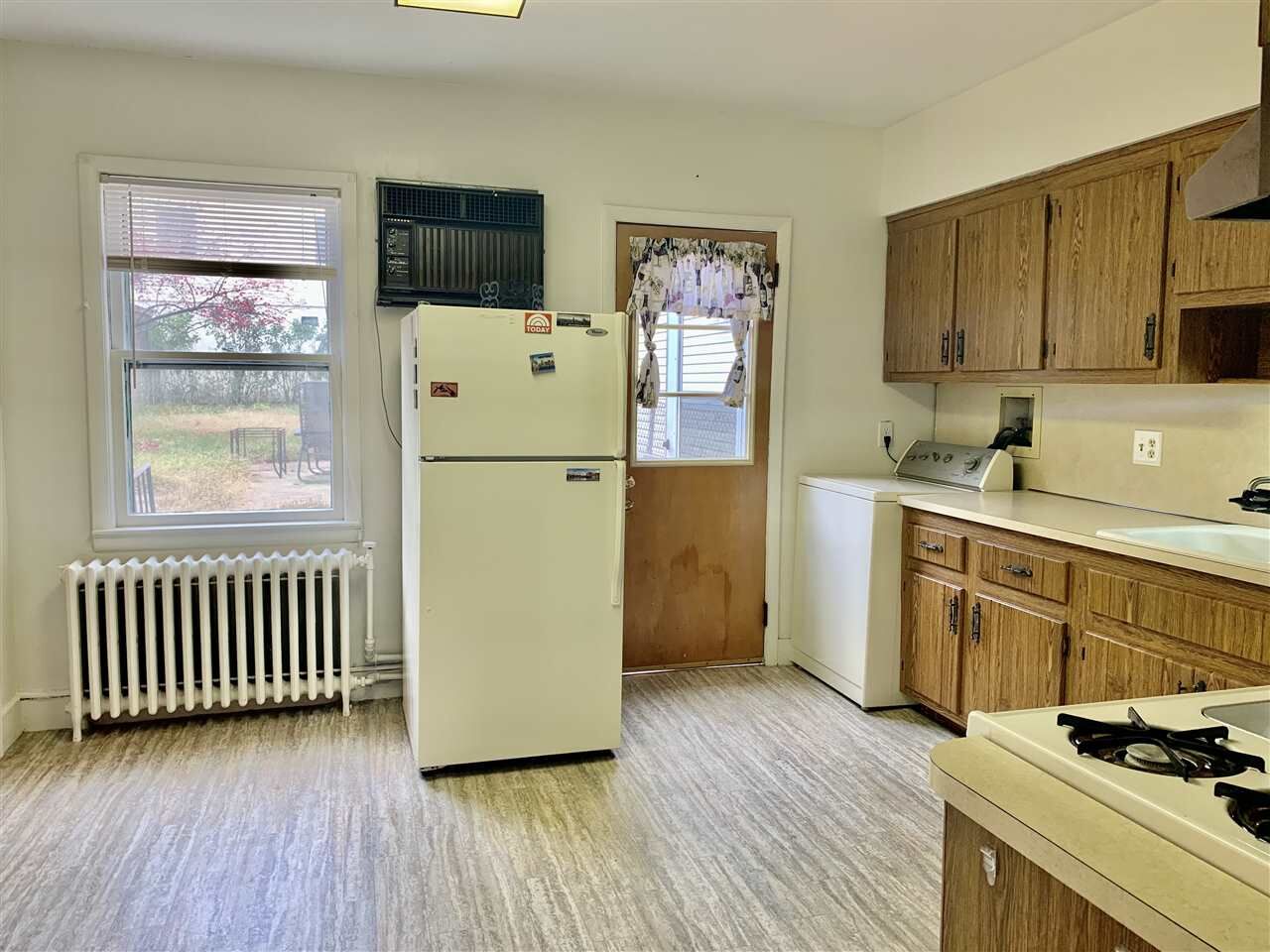 Property Photo:  183 Zabriskie St Entire Home  NJ 07307-1111 