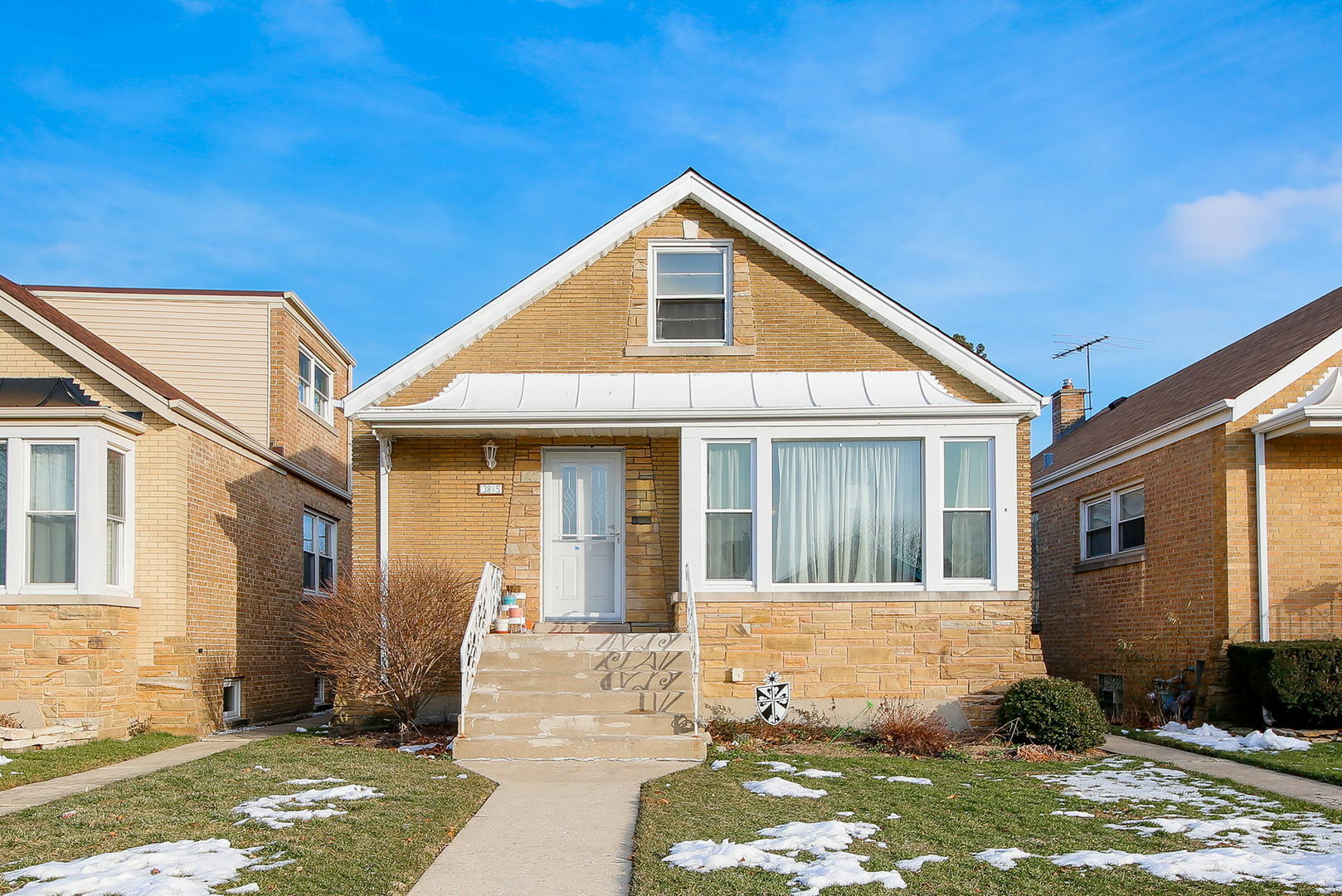 Property Photo:  3815 Elmwood Avenue  IL 60402 