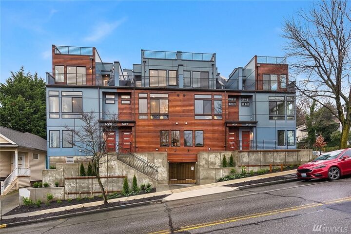 1422 E Cherry St  Seattle WA 98122 photo