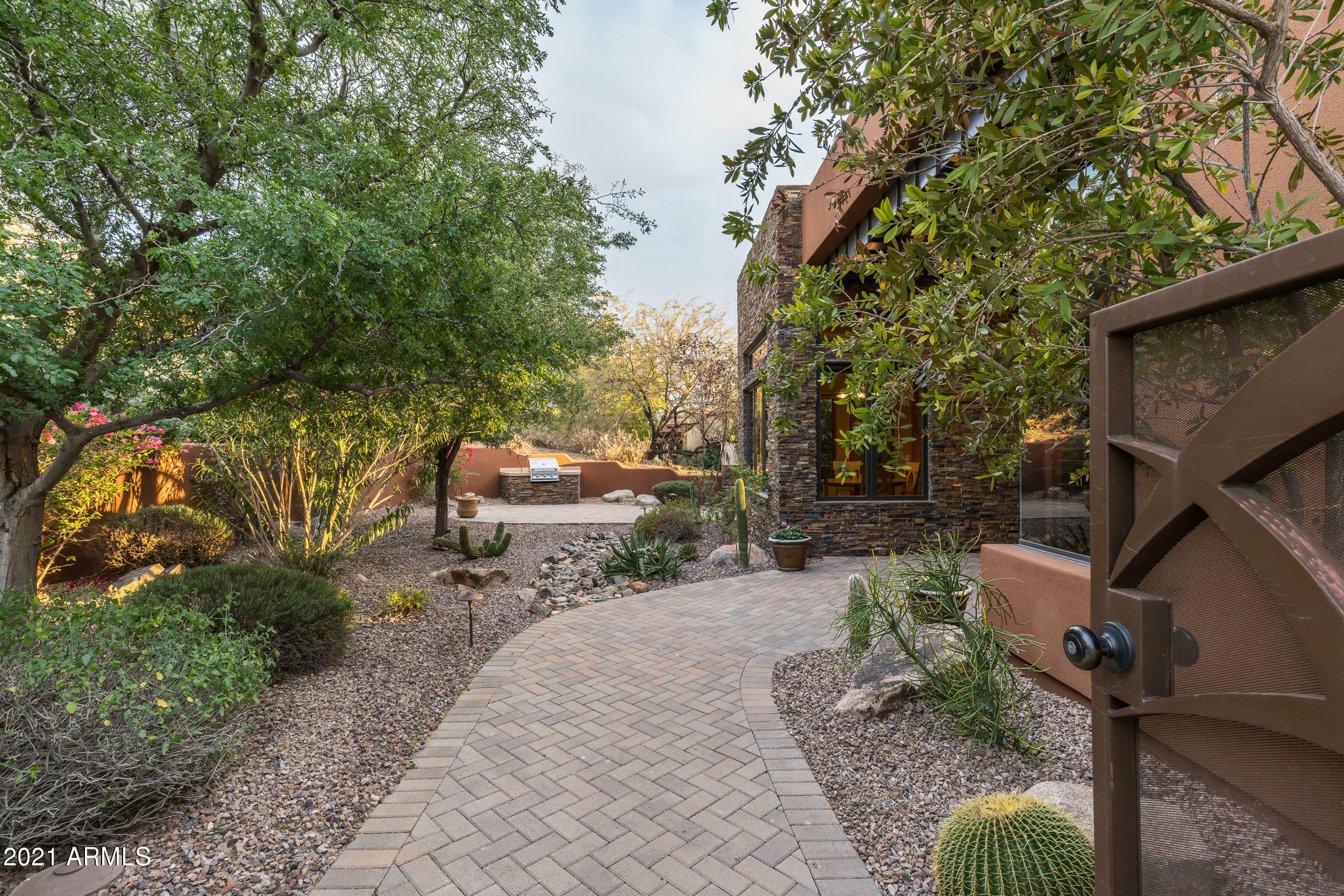 Property Photo:  10112 N Palisades Boulevard  AZ 85268 