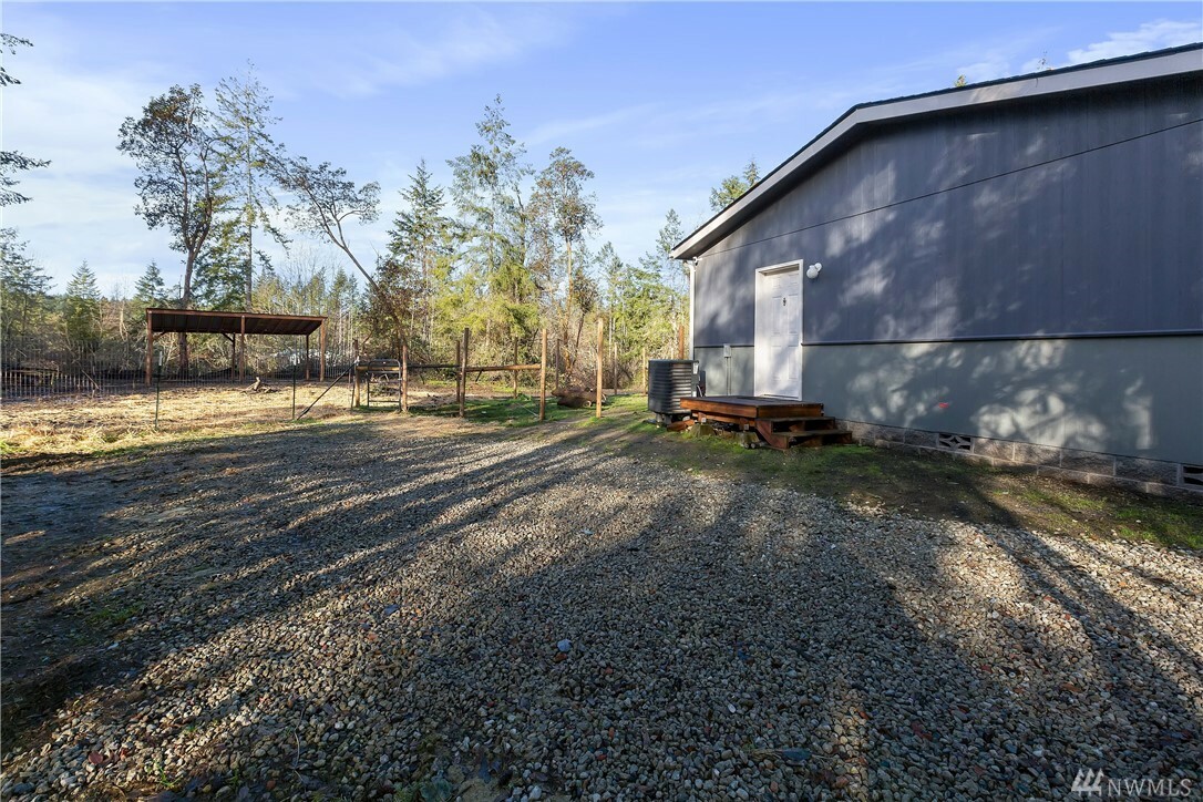 Property Photo:  1212 195th Ave SW  WA 98349 