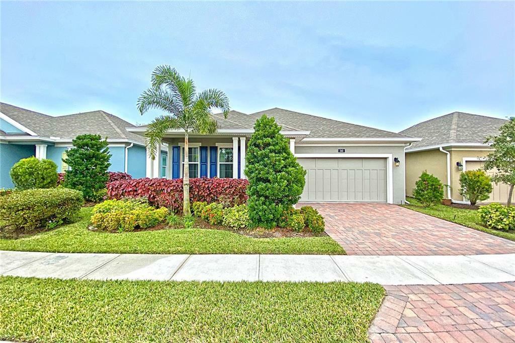 Property Photo:  341 Sandcrest Circle  FL 32958 