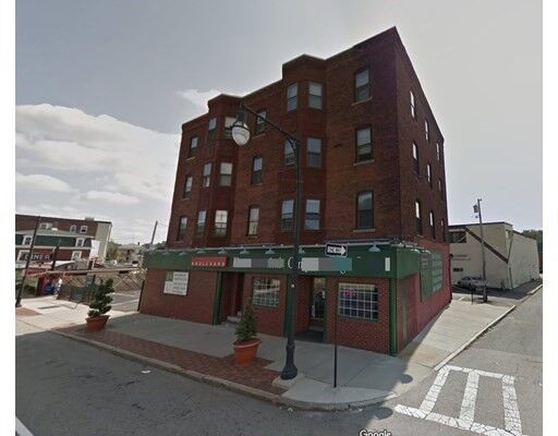 Property Photo: 149 Shrewsbury St 4 MA 01604