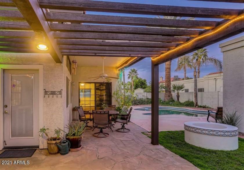 Property Photo: 9827 N 54th Avenue AZ 85302