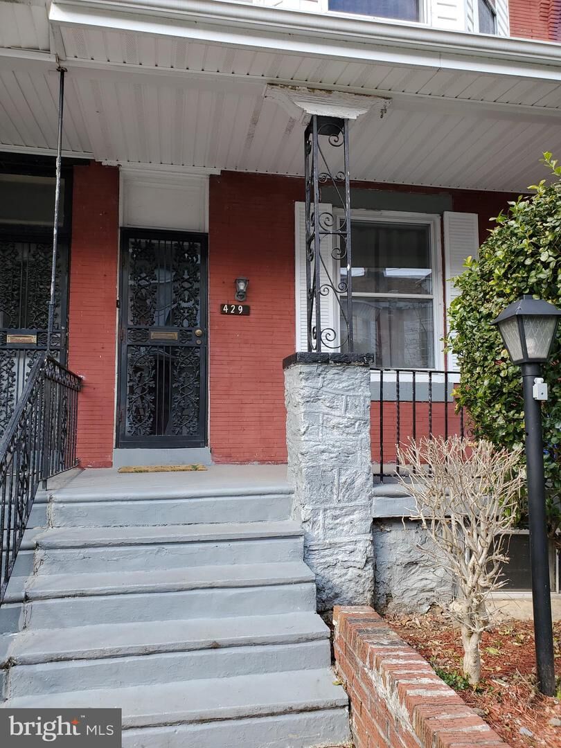 Property Photo: 429 W Earlham Terrace PA 19144