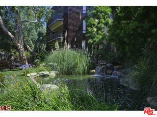 Property Photo: 950 N Kings Rd 253 CA 90069