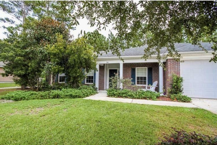 Property Photo:  340 Camellia Court  FL 32439 