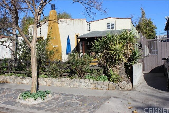 Property Photo:  10829 Otsego Street  CA 91601 