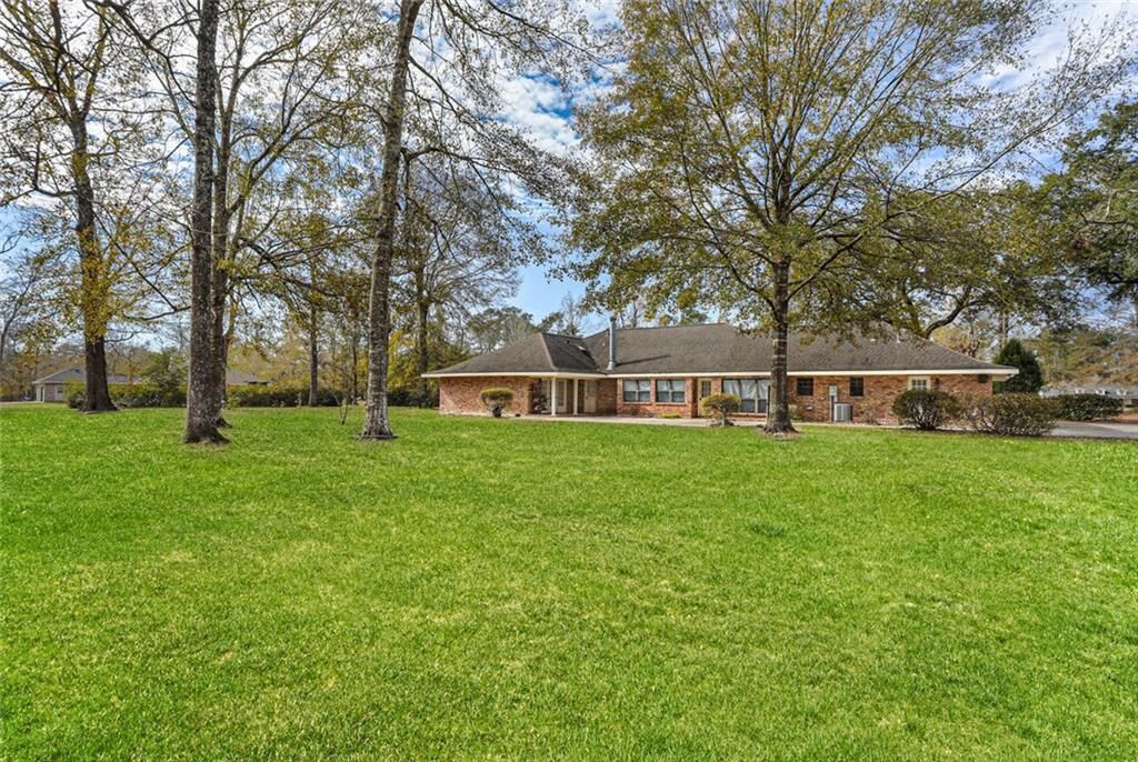 Property Photo: 61258 N Military Road LA 70461