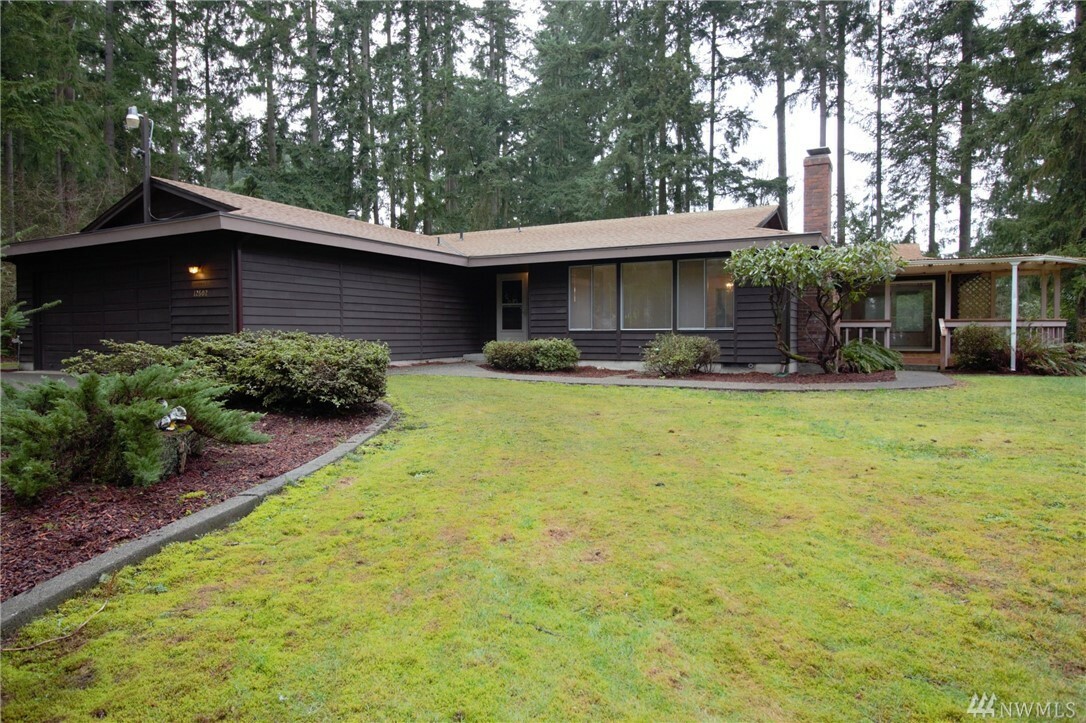 Property Photo:  12602 Military Rd E  WA 98374 