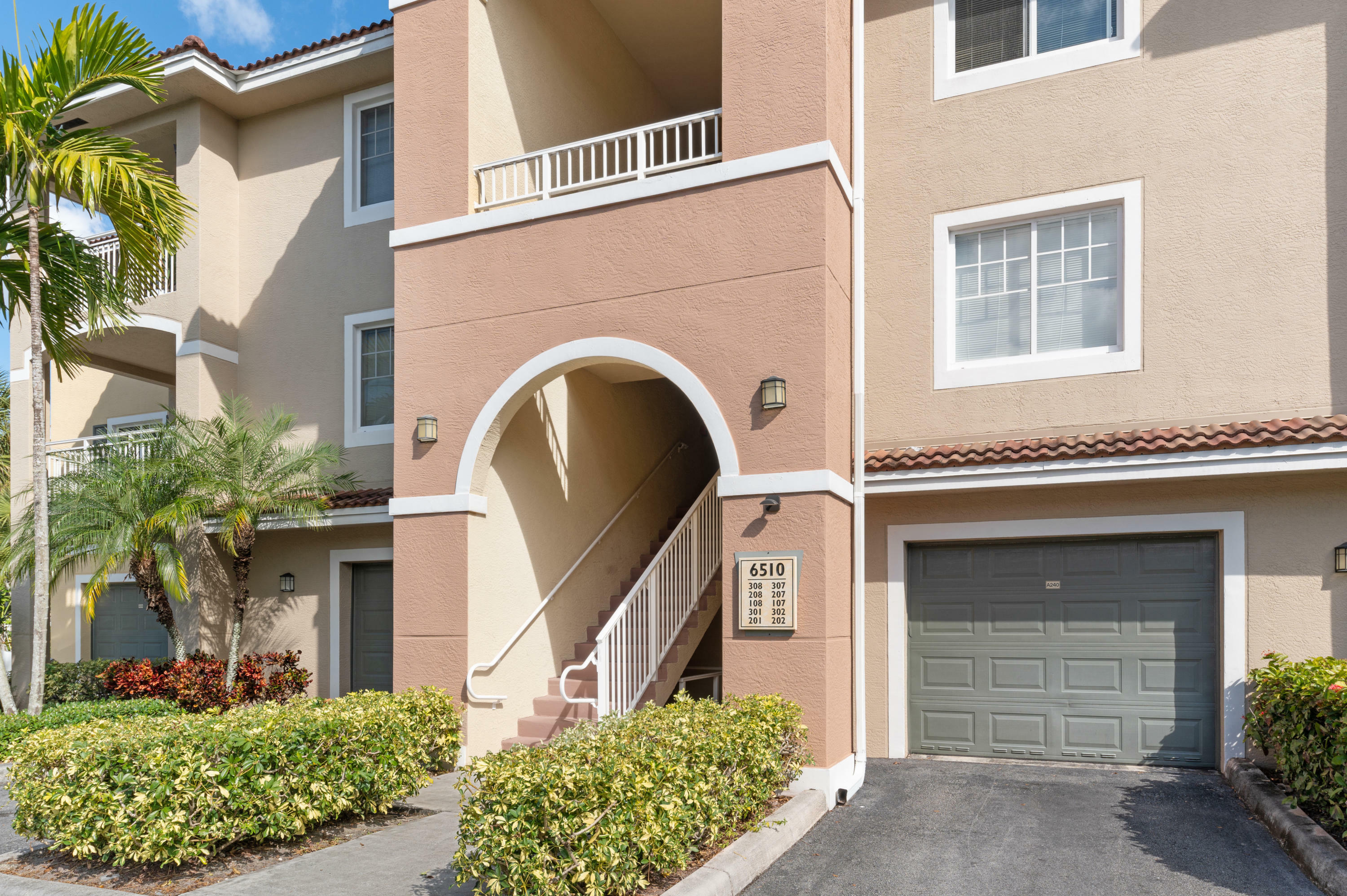 Property Photo: 6510 Emerald Dunes Drive 208 FL 33411