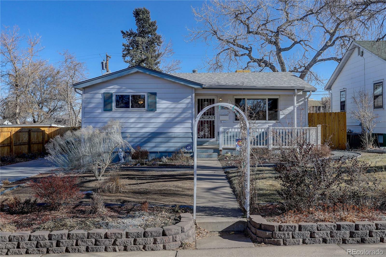 Property Photo: 5664 S Huron Street CO 80120