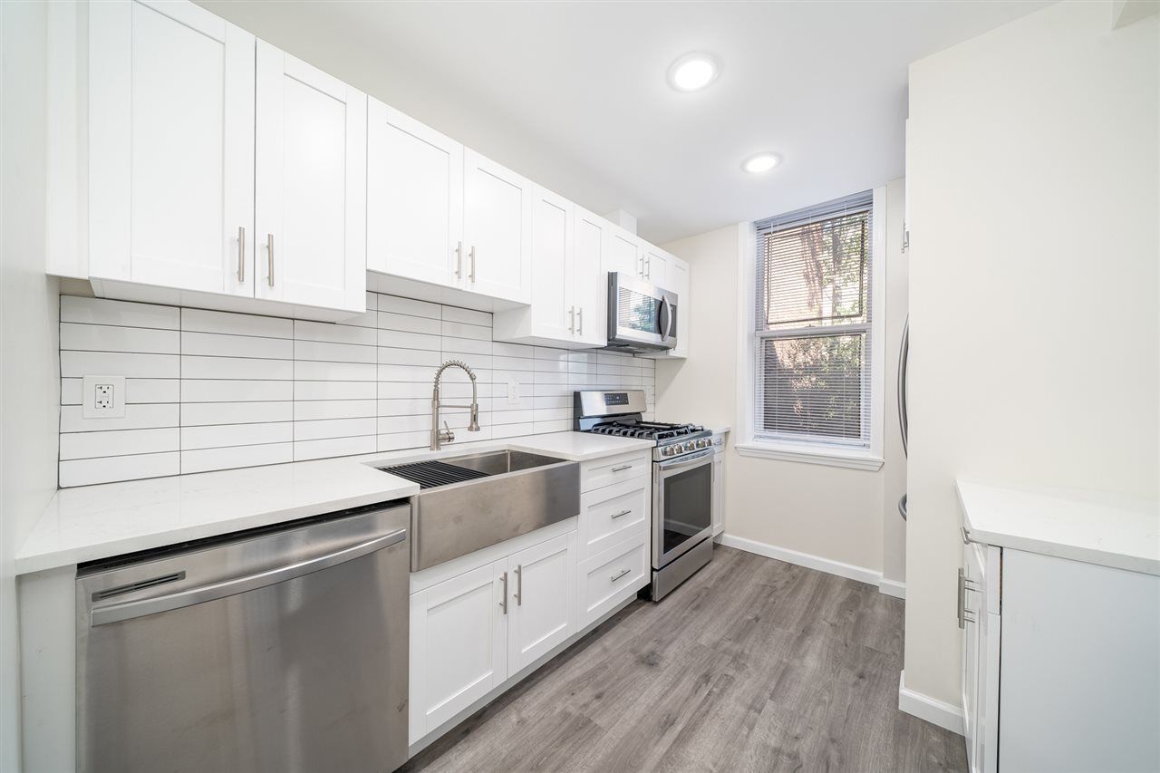 Property Photo:  6512 Palisade Ave 3  NJ 07093 