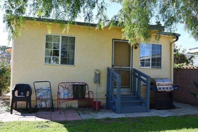 Property Photo:  329 E Scott Street  CA 93041 