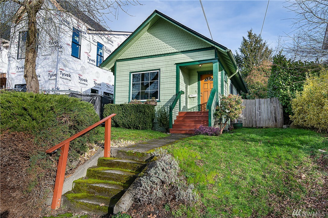 Property Photo:  7340 Mary Ave NW  WA 98117 