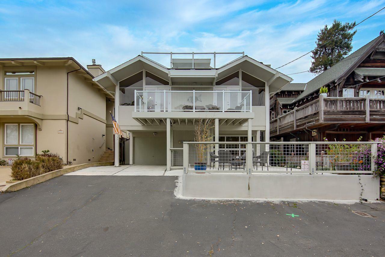 Property Photo:  237 21st Avenue  CA 95062 