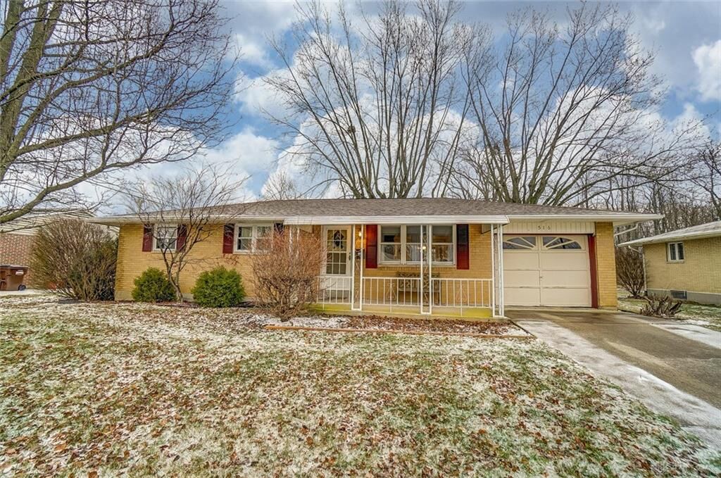 Property Photo: 516 Desales Street OH 45377