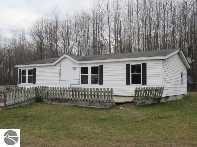 Property Photo:  6490 E Walenjus Road  MI 49632 