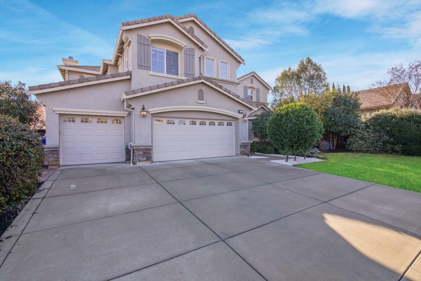 Property Photo:  2129 Roper Circle  CA 94513 