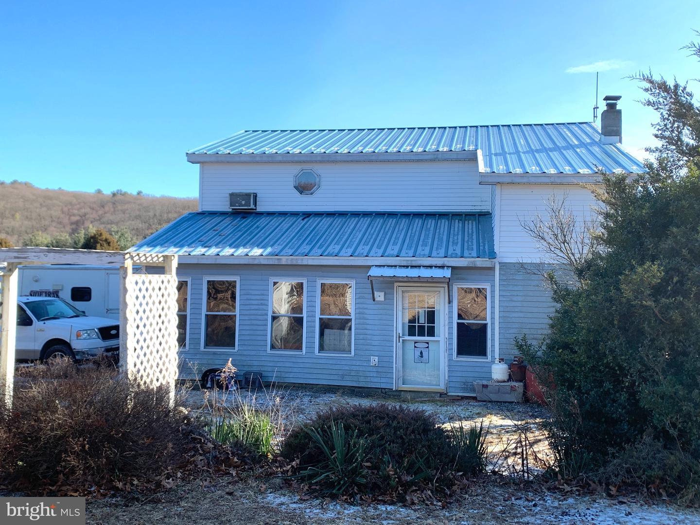 Property Photo: 5 Wildlife Trail PA 18252