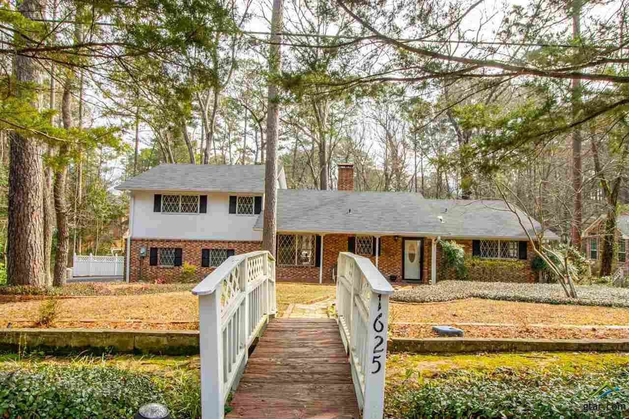 Property Photo:  1625 Orchard Lane  TX 75771 