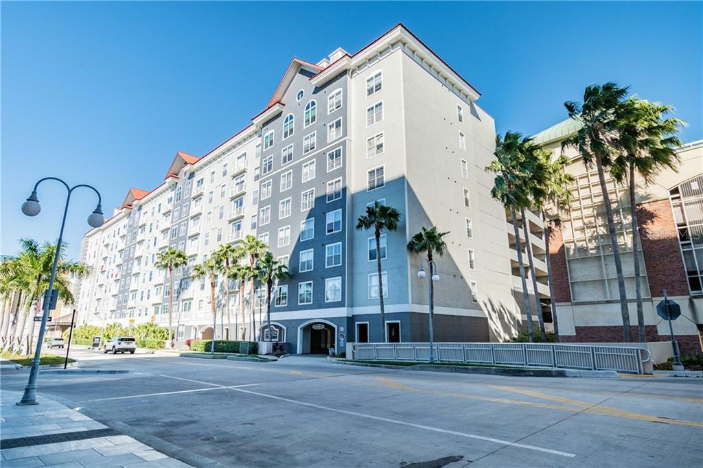 Property Photo:  700 S Harbour Island Boulevard 133  FL 33602 