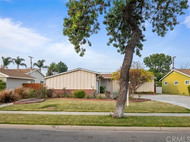 Property Photo:  1511 Silliker Avenue  CA 90631 