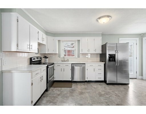 Property Photo: 118 Market St MA 01913
