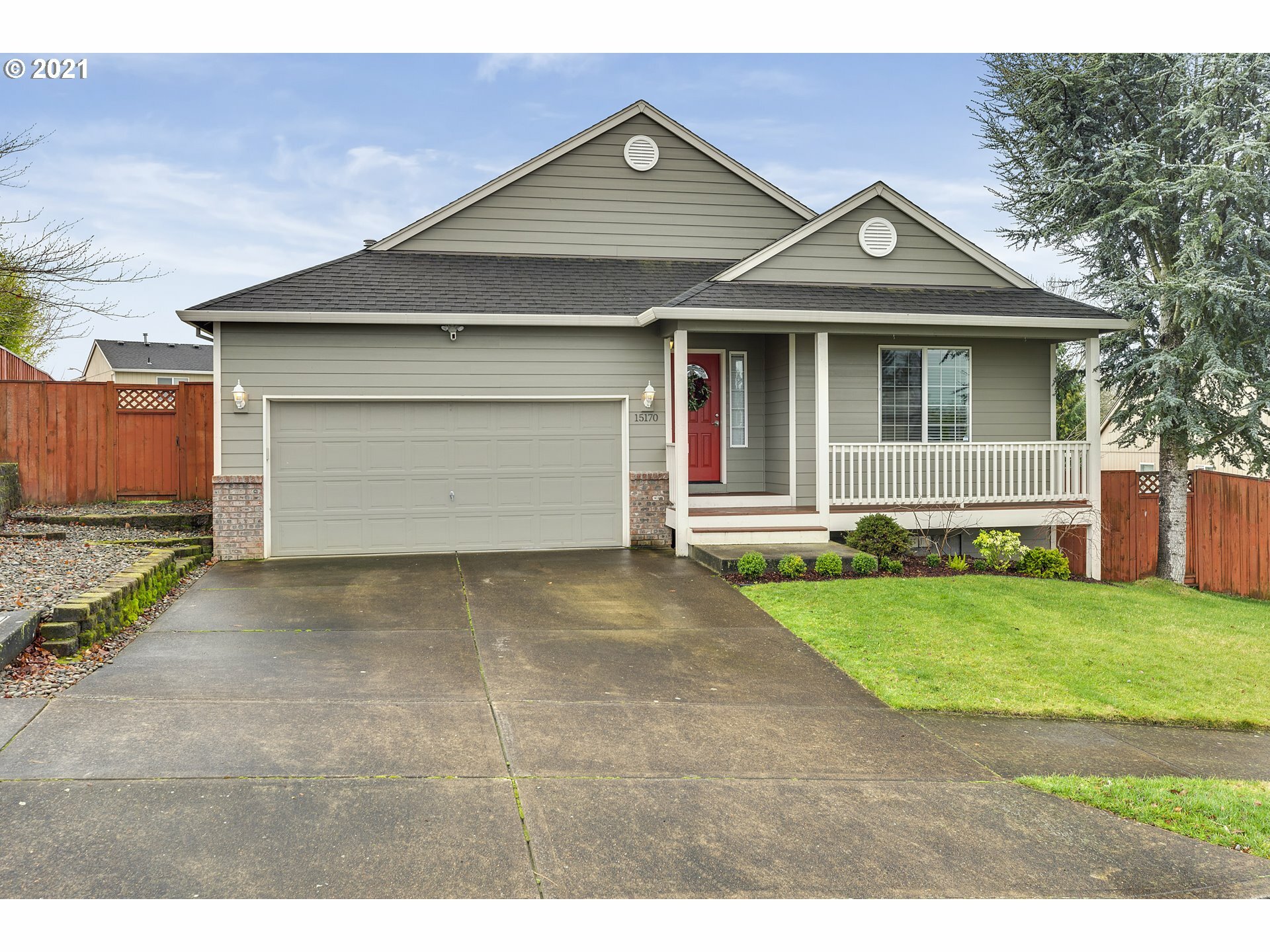 Property Photo: 15170 SE Aston Loop OR 97236