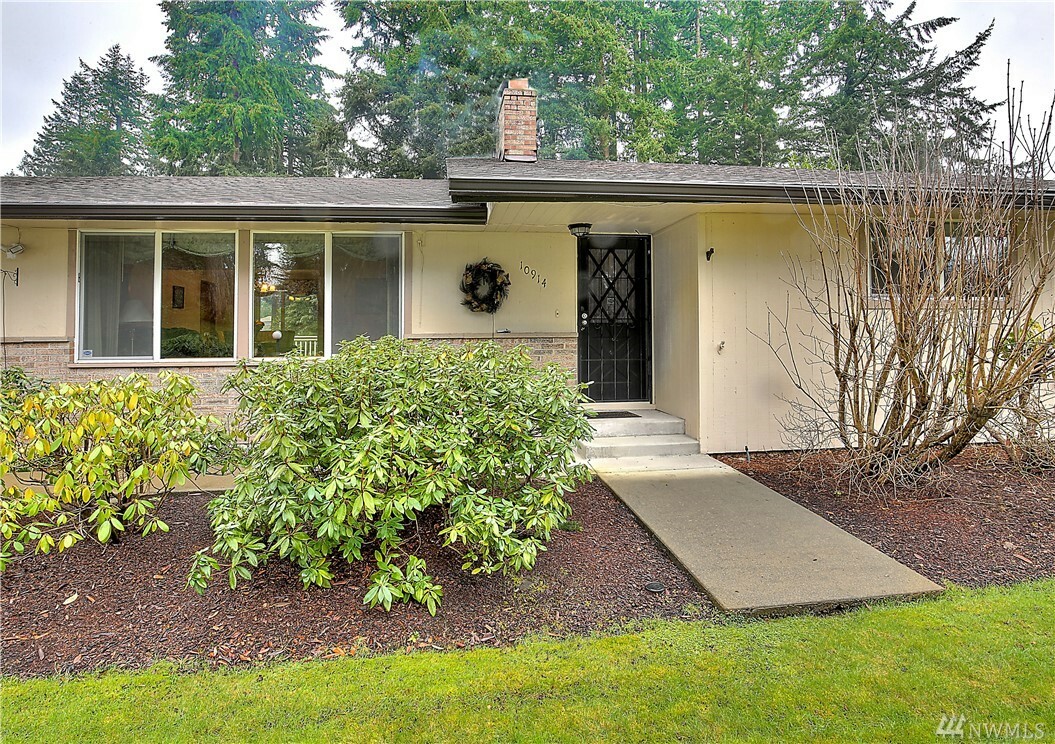 Property Photo:  10914 93rd Ave SW  WA 98498 