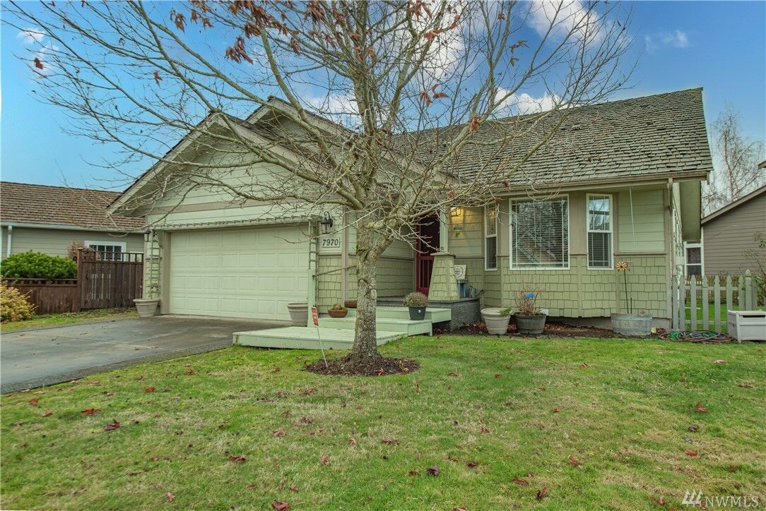 Property Photo: 7970 W Golf Course Dr WA 98230