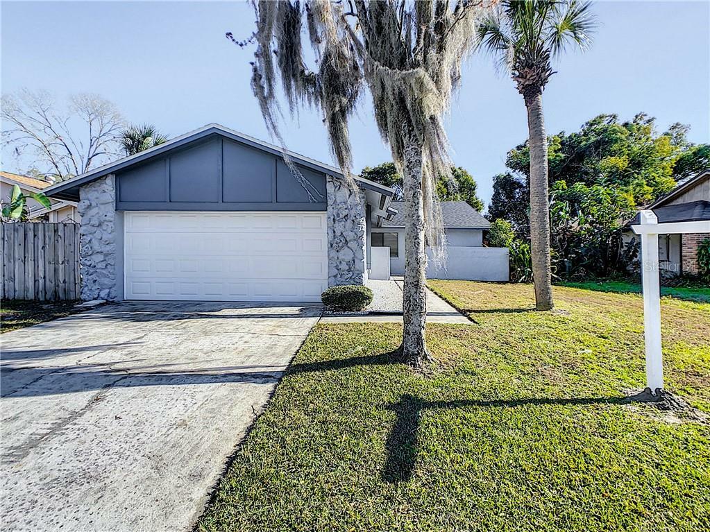 Property Photo:  409 San Leandro Drive  FL 32707 